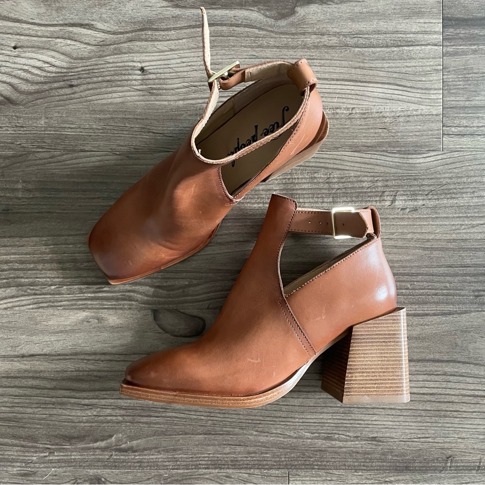 FREE PEOPLE • brady leather buckle bootie